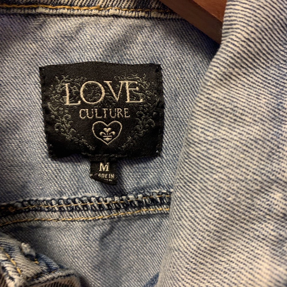 Love Culture cropped Jean Vest Size M - Picture 2 of 3